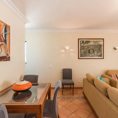 Casa vacanze Lovelystay - Wonderful In Private Condominium With Pool Albufeira